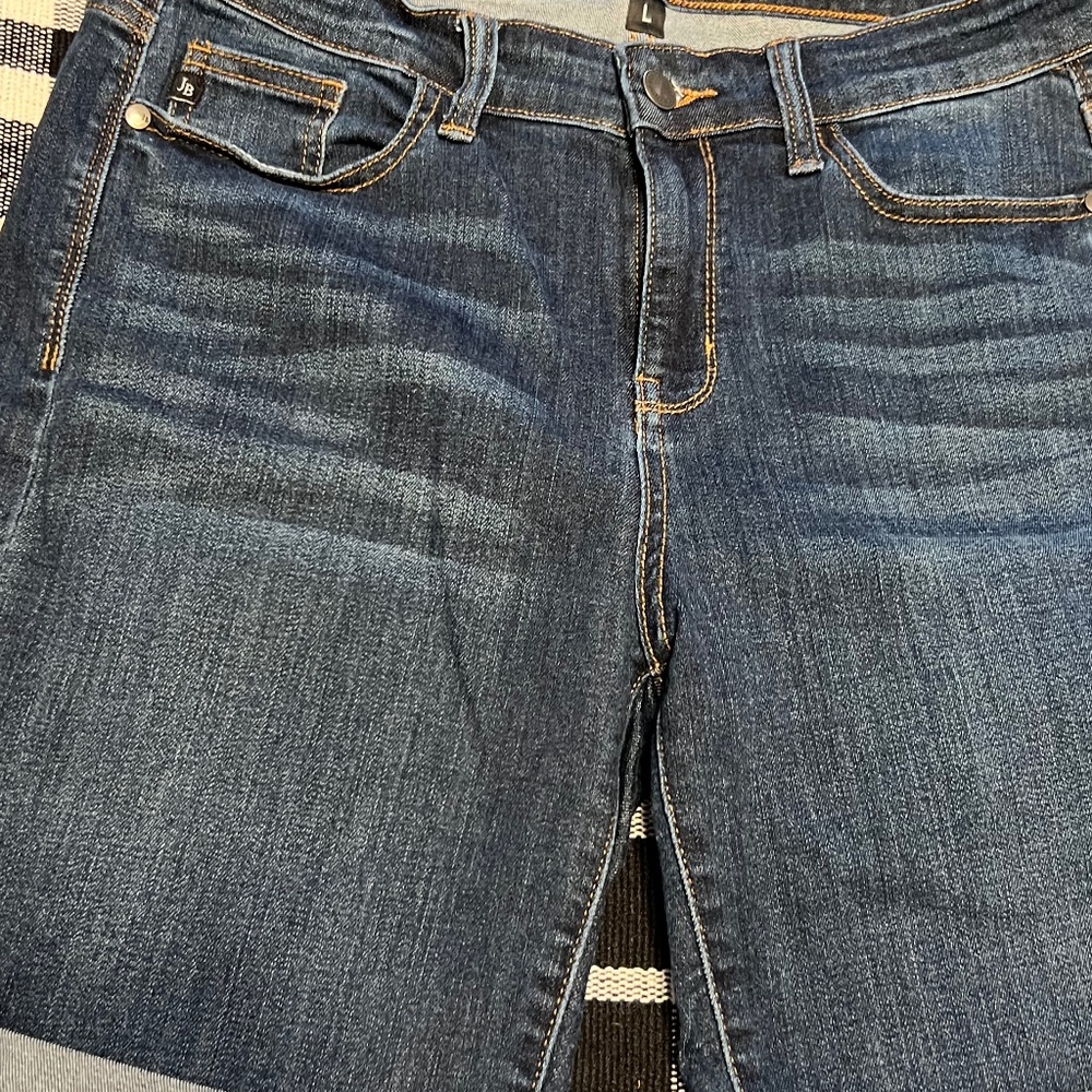 Judy Blue Size Large Denim Shorts